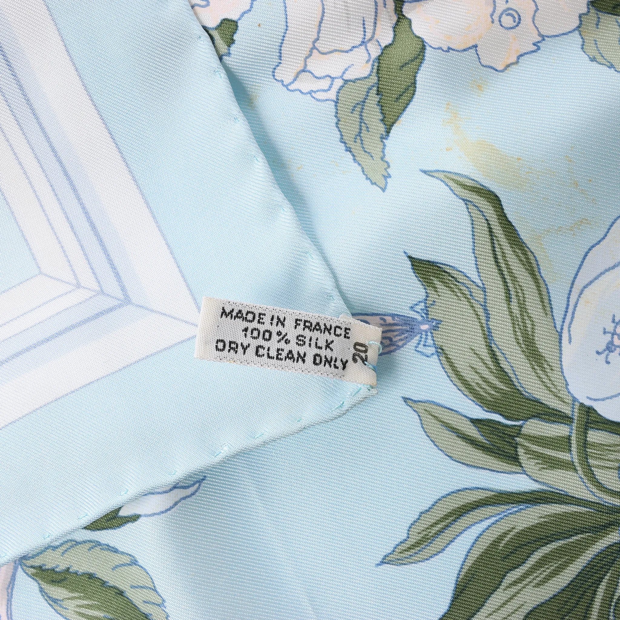 Hermès Carré 90 "Quai aux Fleurs" Silk handkerchief in Light Blue