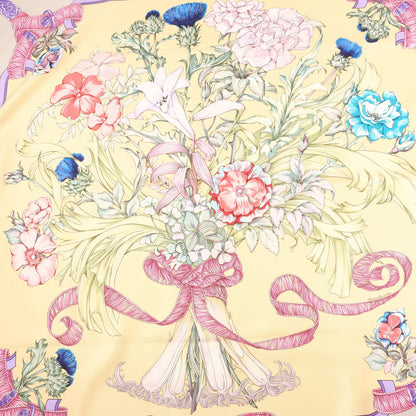 Mouchoir en soie Hermès Carré 90 « REGINA » beige