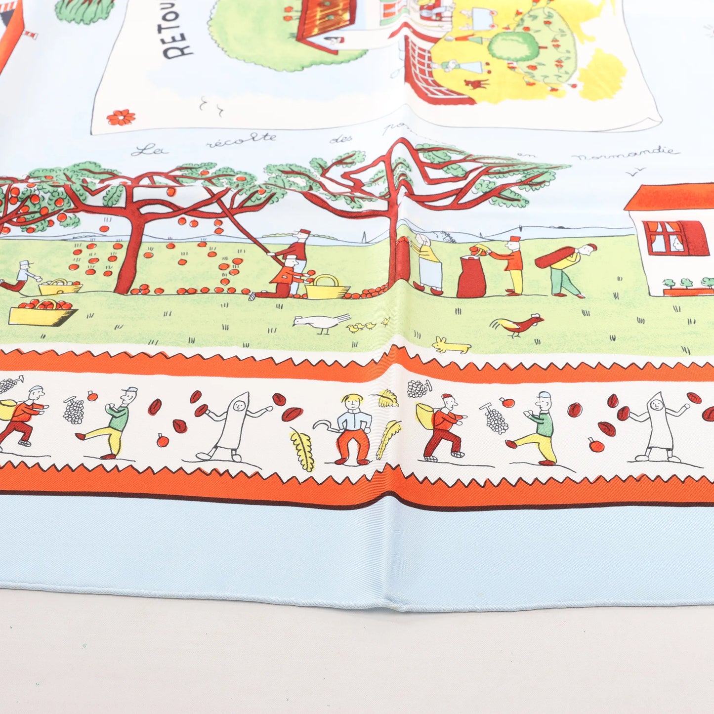 Hermès Carré 90 „RETOUR A LA TERRE“ Seidentaschentuch in Hellblau