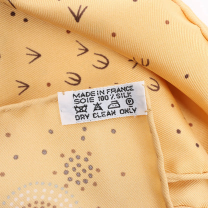 Hermès Carré 90 "REVE D’AUSTRALIE" Silk handkerchief in Beige