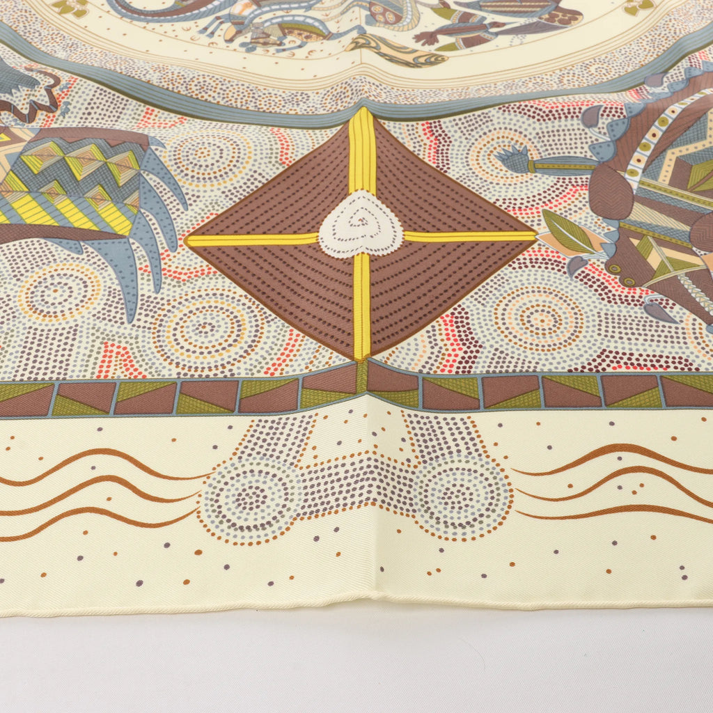 Hermès Carré 90 "REVE D’AUSTRALIE" Silk handkerchief in Beige