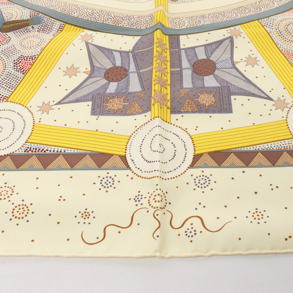 Hermès Carré 90 "REVE D’AUSTRALIE" Silk handkerchief in Beige