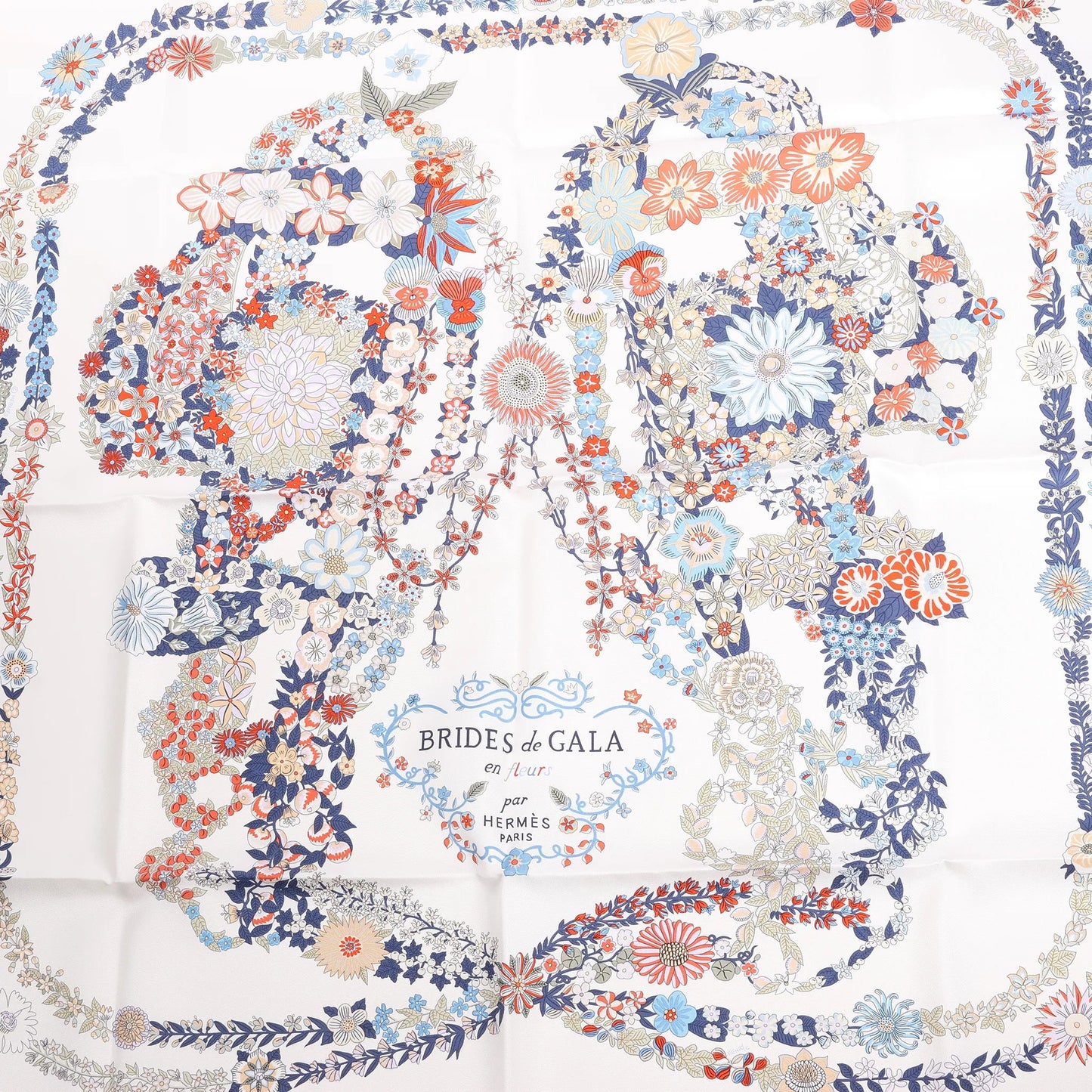 Hermès Carré 90 "BRIDES DE GALA EN FLEURS" Silk handkerchief in Beige