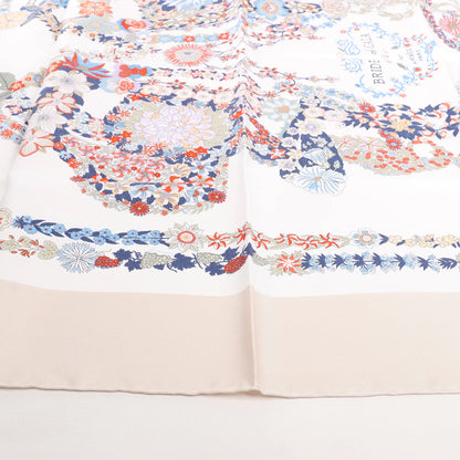 Hermès Carré 90 "BRIDES DE GALA EN FLEURS" Silk handkerchief in Beige