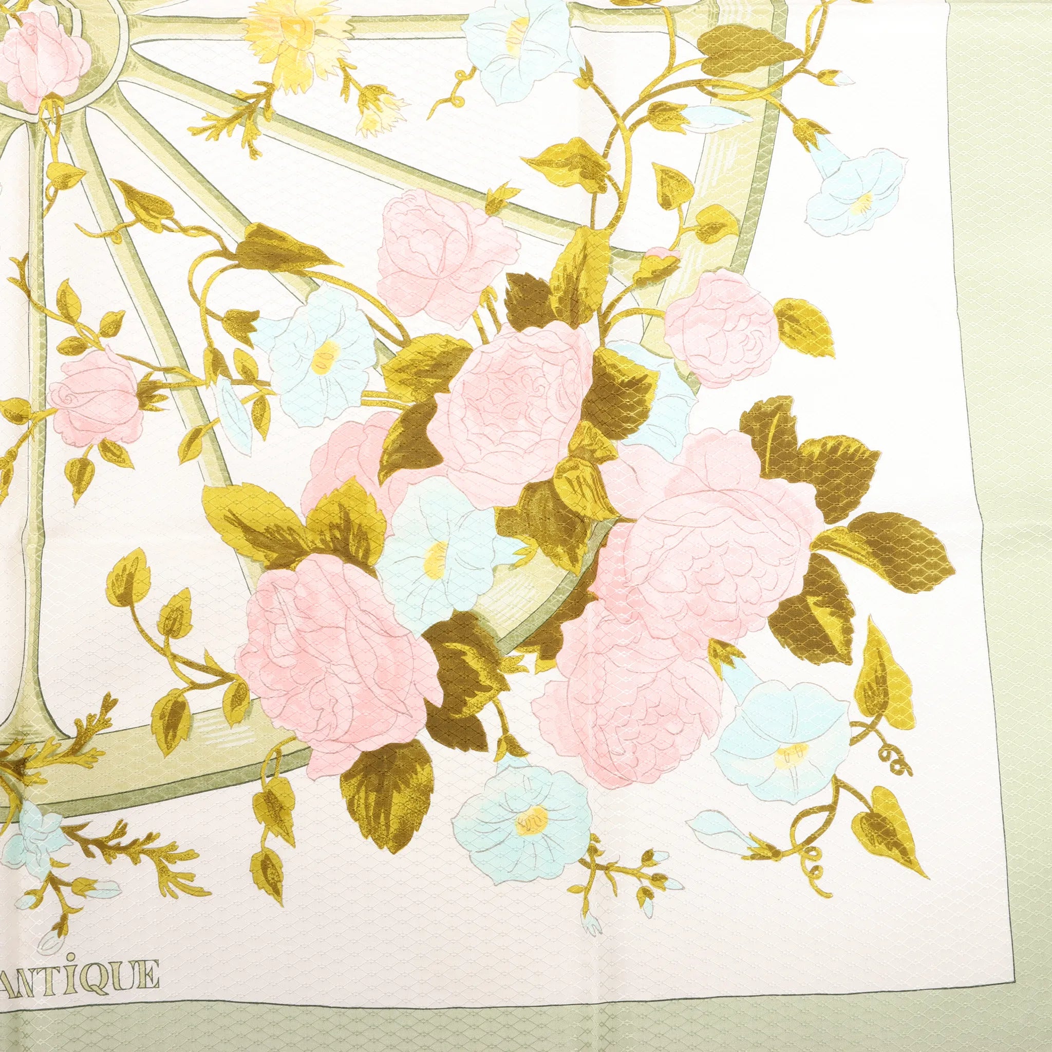 Hermès Carré 90 "ROMANTIQUE" Silk handkerchief in Green