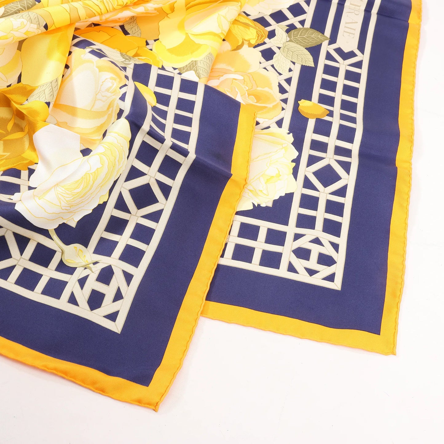 Hermès Carré 90 "ROSERAIE" Silk handkerchief in Yellow