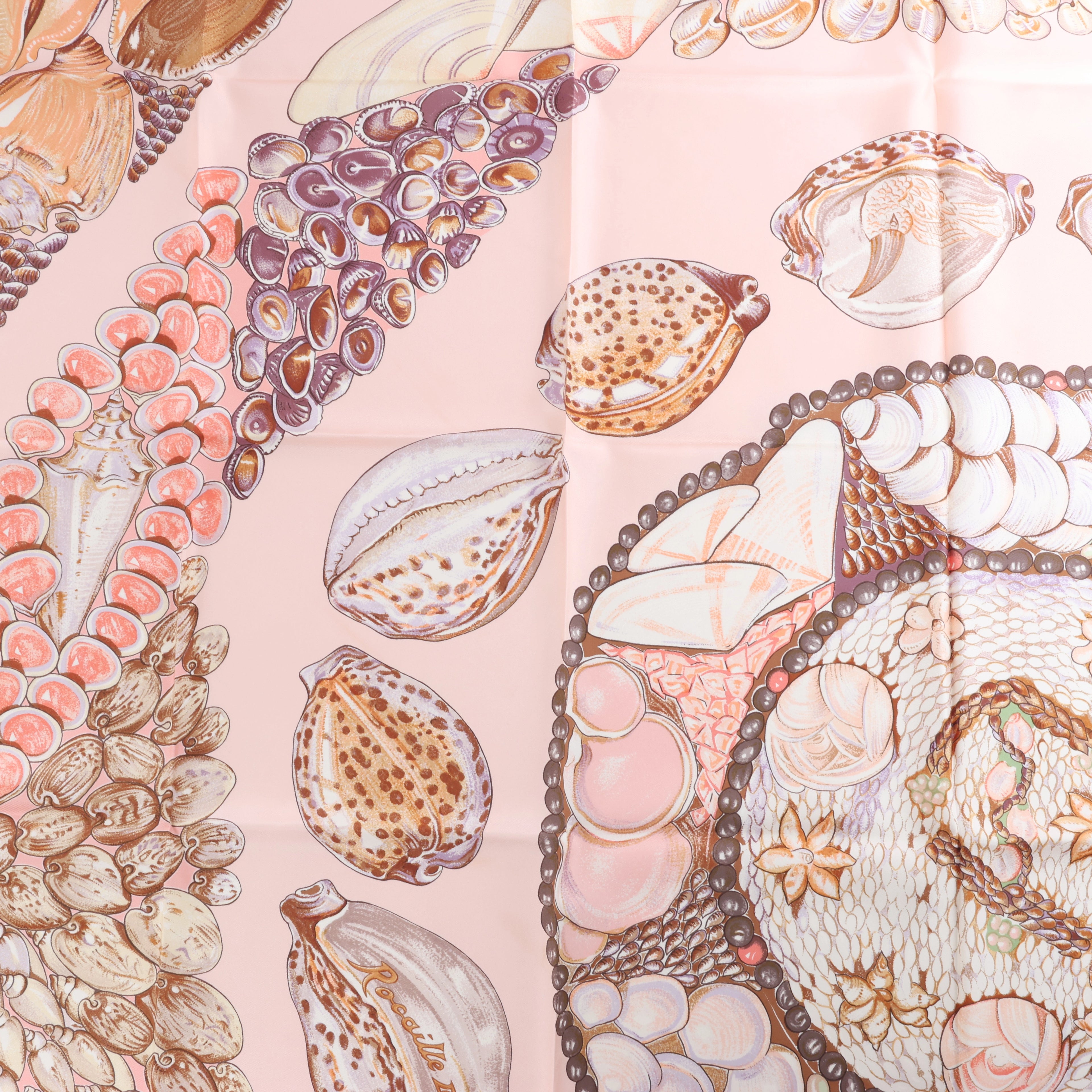 Hermès Carré 90 "Rocaille shells" Silk handkerchief in Pink