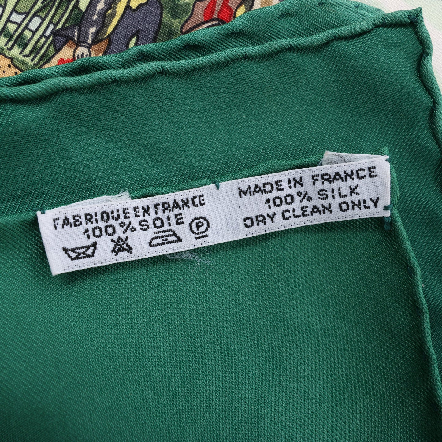 Carré Hermès Carré 90 "SANSSOUCY" 100 % soie vert