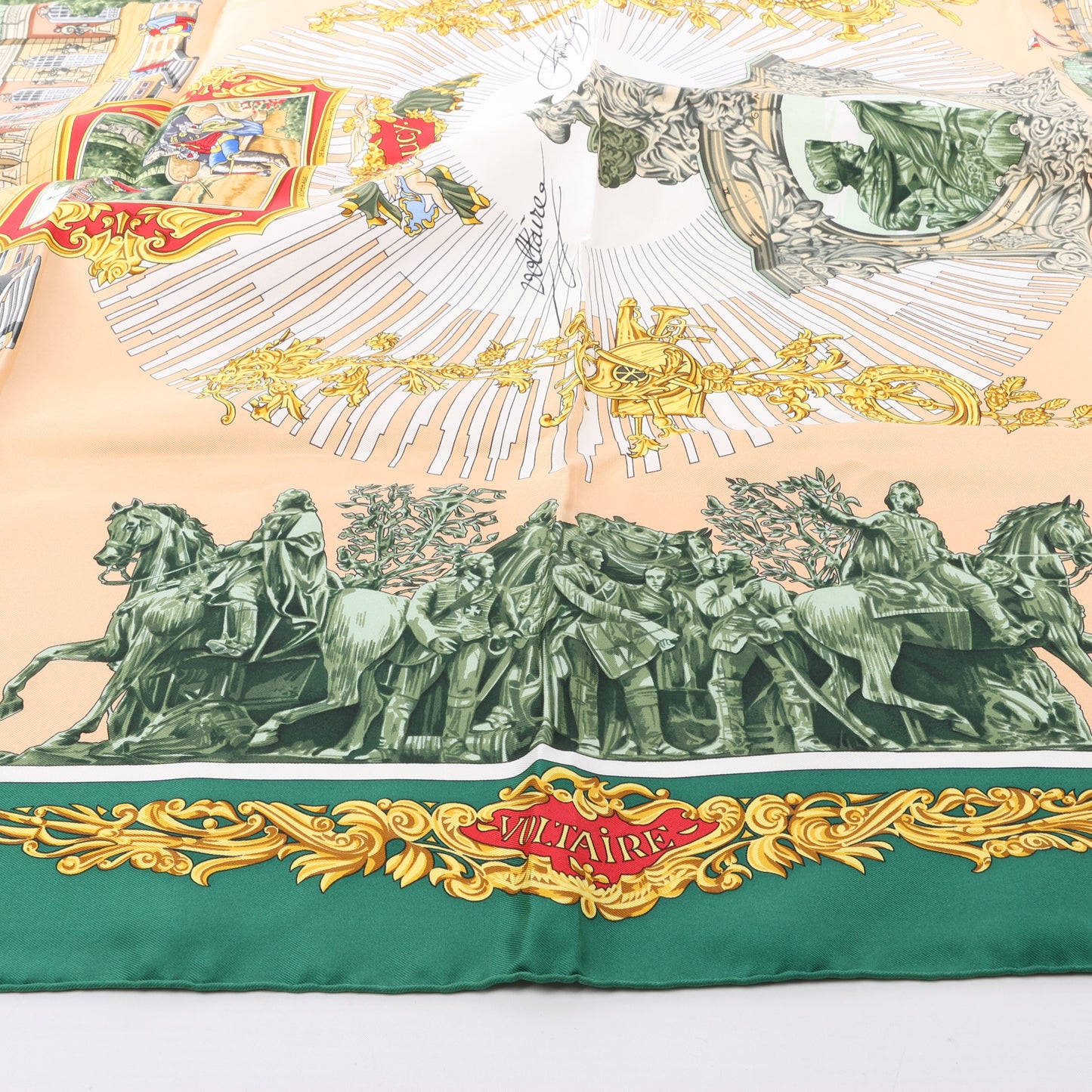 Carré Hermès Carré 90 "SANSSOUCY" 100 % soie vert