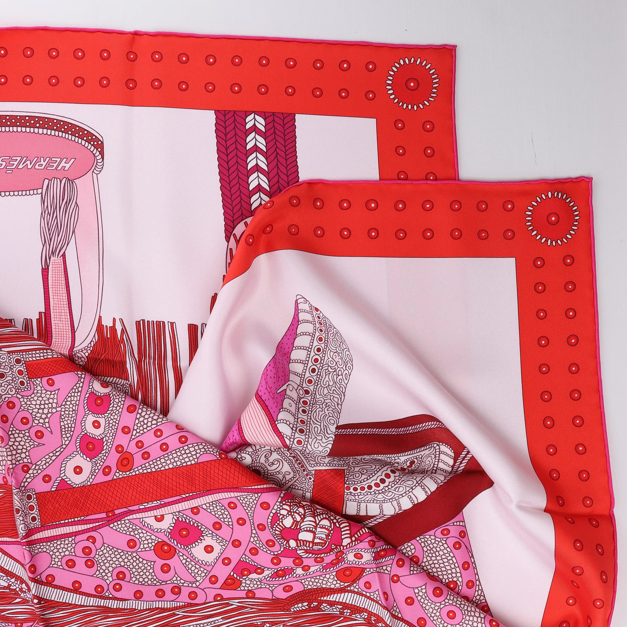 Hermès Carré 90 "SELLE DE DIGNITAIRE" Silk handkerchief in Pink