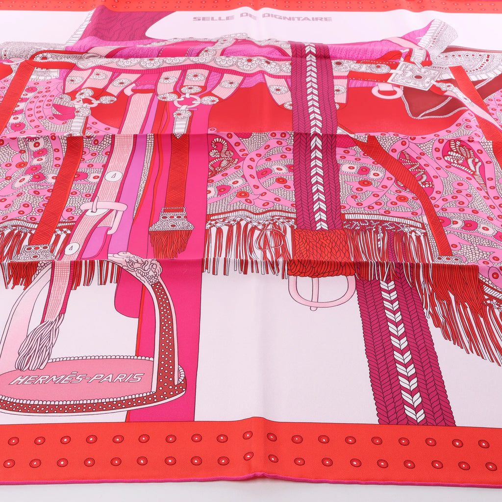 Hermès Carré 90 "SELLE DE DIGNITAIRE" Silk handkerchief in Pink