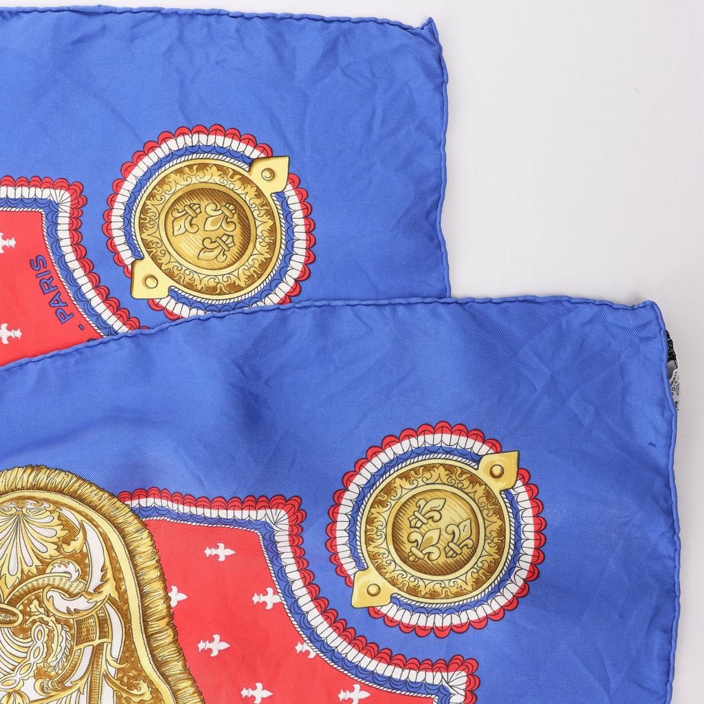 Hermès Carré 90 "SELLES A HOUSSE" Scarf Silk in Blue x Red