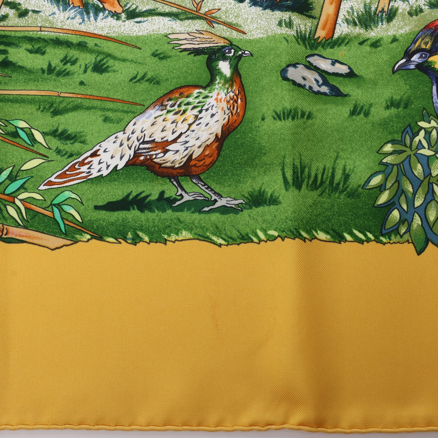 Carré Hermès Carré 90 « SICHUAN » 100 % soie jaune