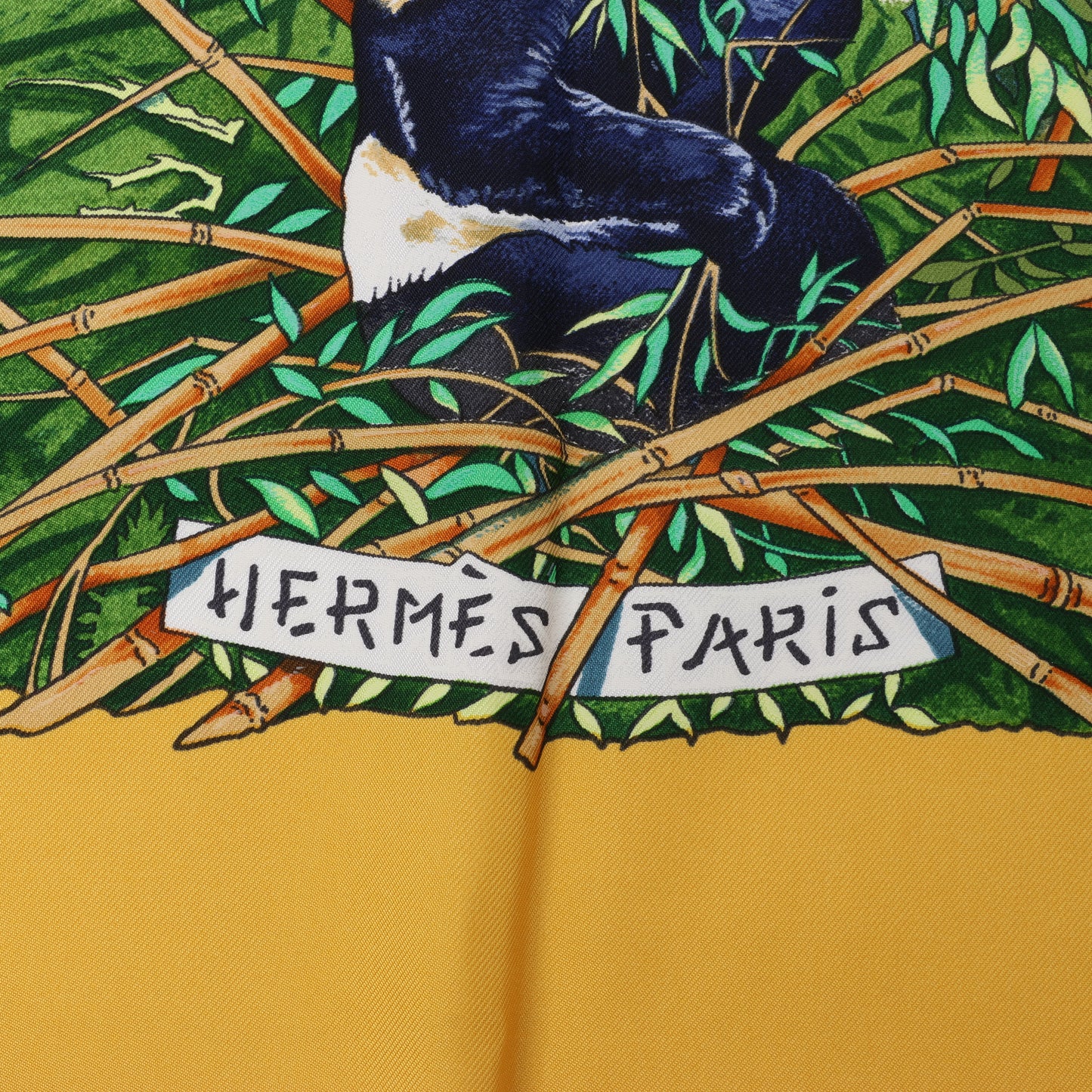 Carré Hermès Carré 90 « SICHUAN » 100 % soie jaune