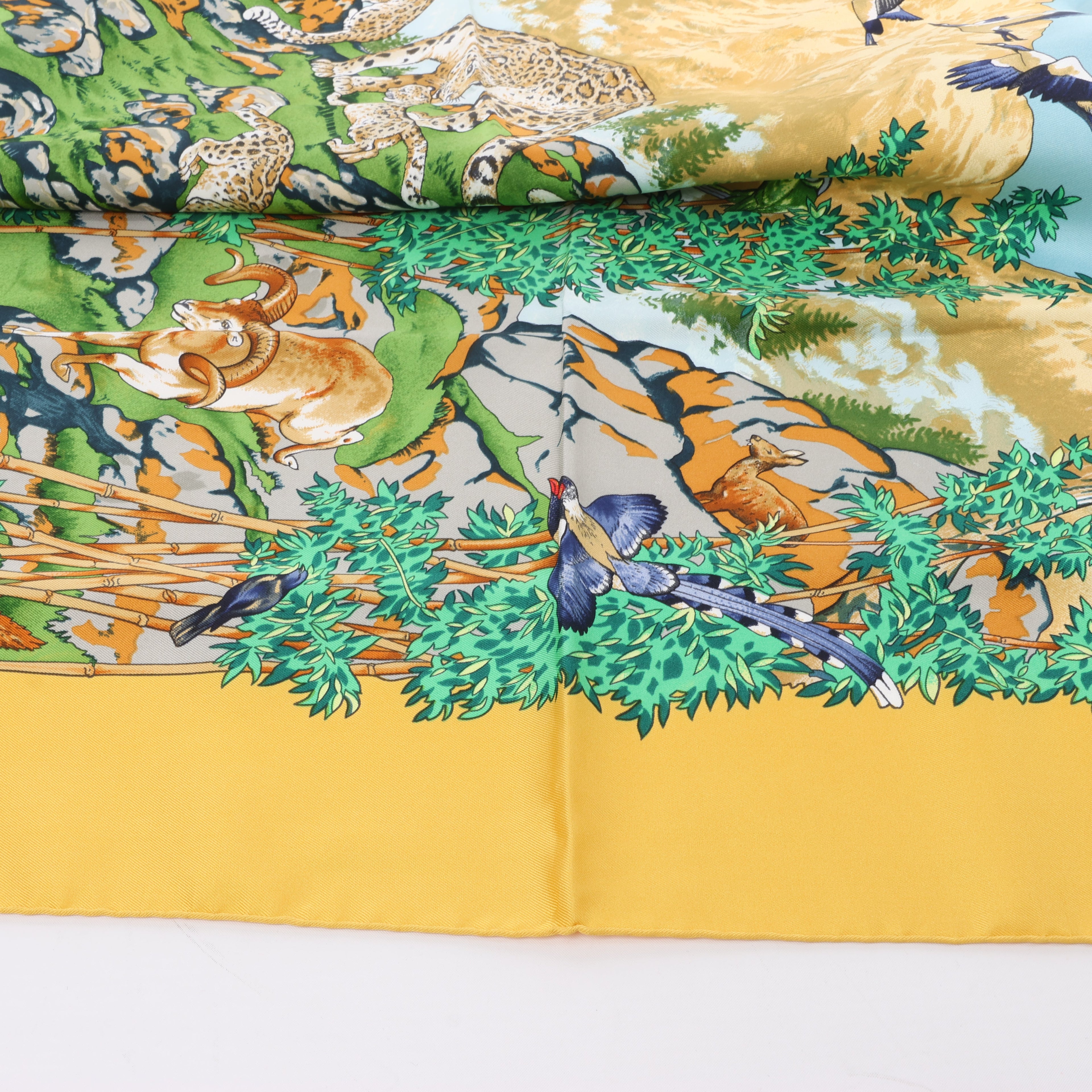 Hermès Carré  90 "SICHUAN " Silk handkerchief in Yellow