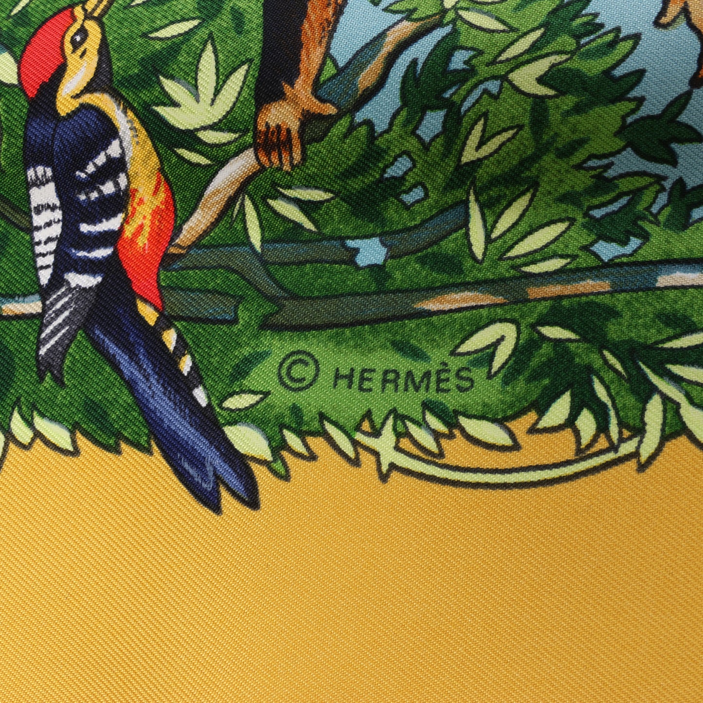 Carré Hermès Carré 90 « SICHUAN » 100 % soie jaune