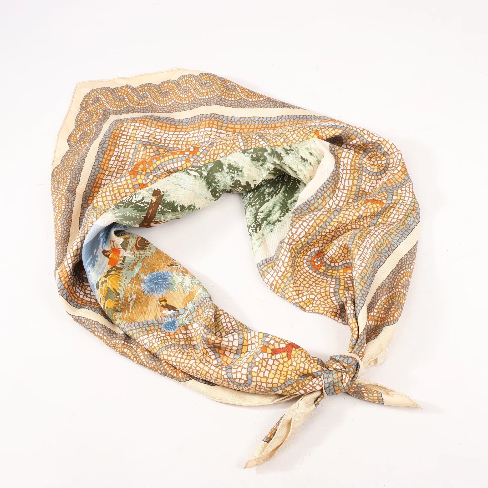 Hermès Carré 90 "SOUS LE CEDRE" Silk handkerchief in Beige