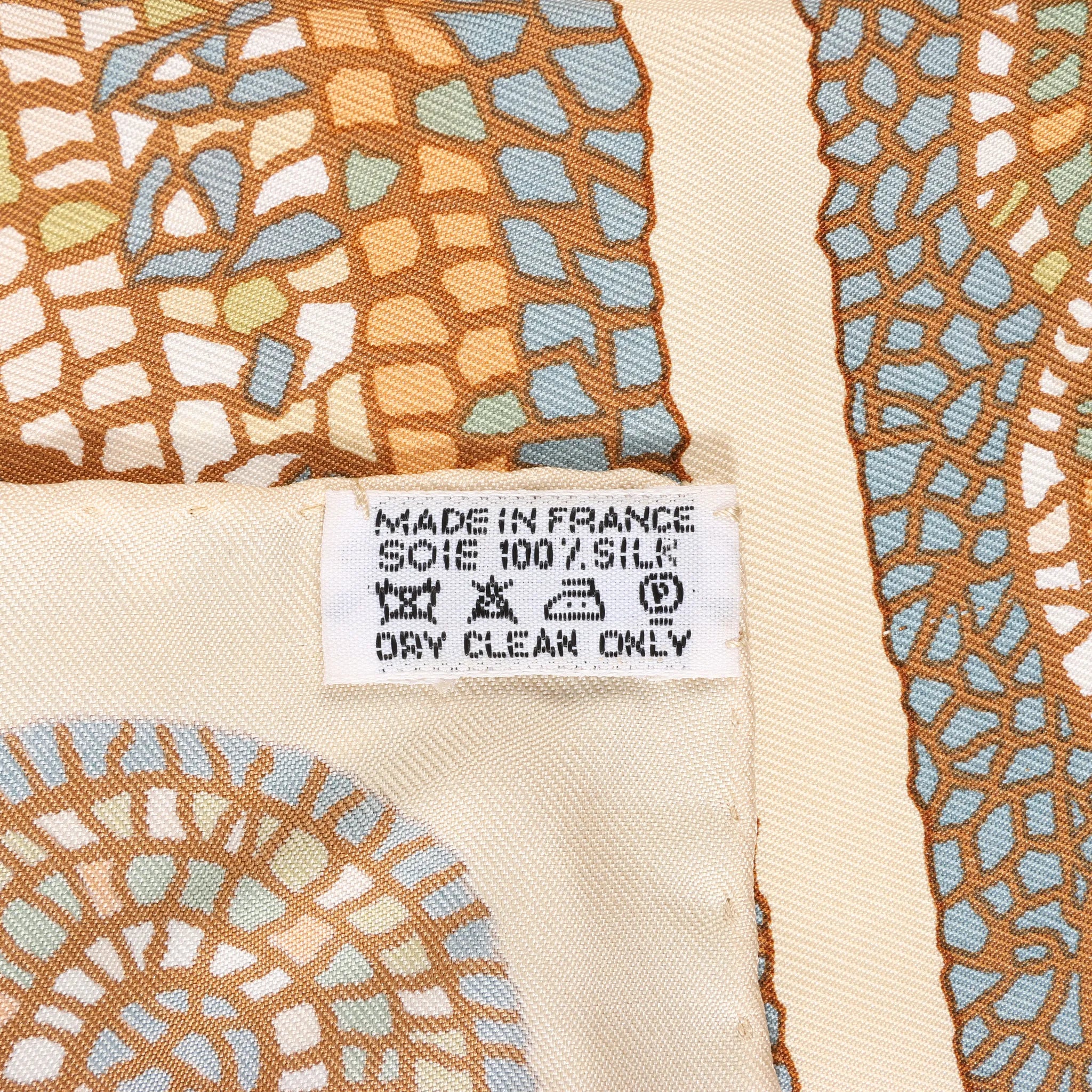 Hermès Carré 90 "SOUS LE CEDRE" Silk handkerchief in Beige