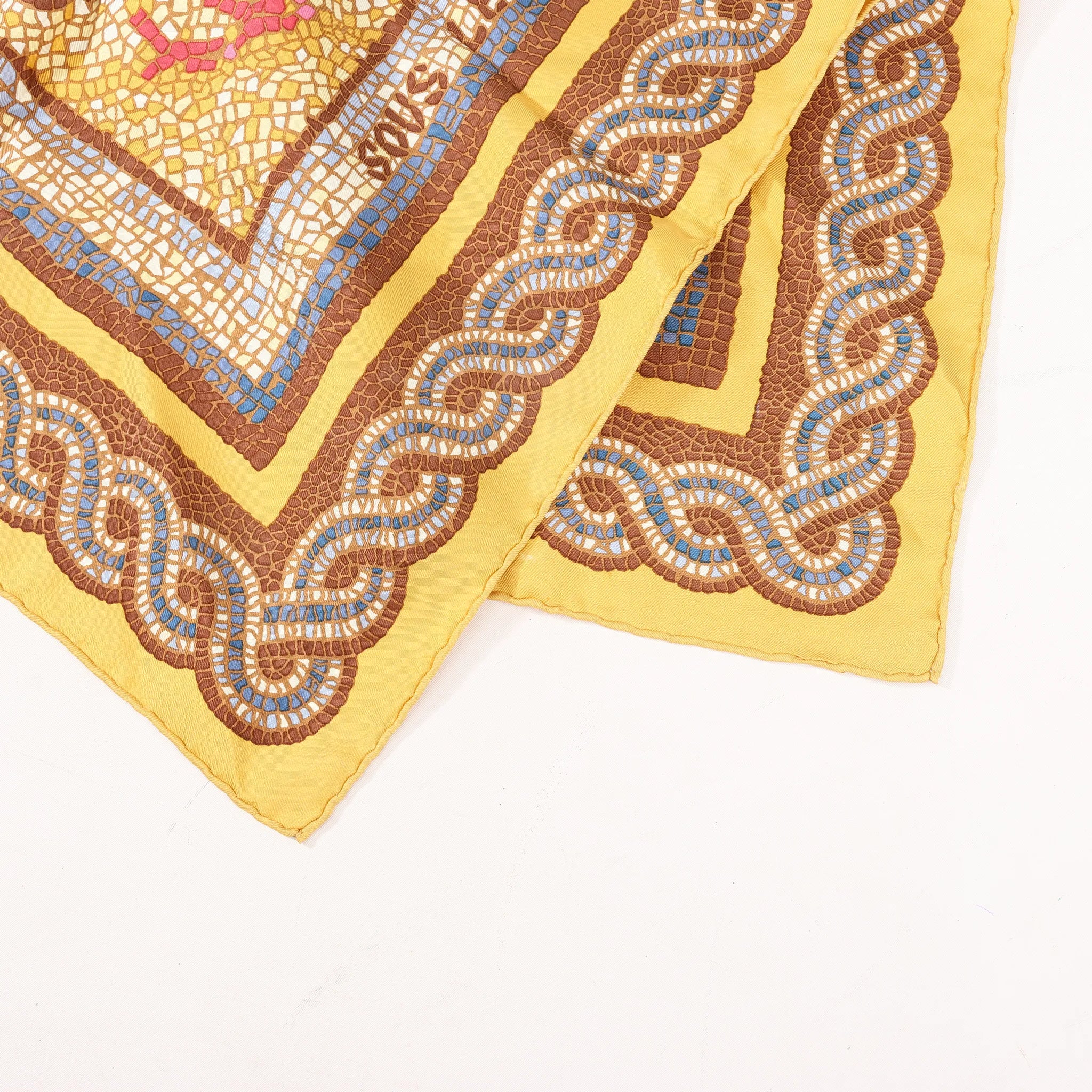 Hermès Carré 90 "SOUS LE CEDRE" Silk handkerchief in Brown