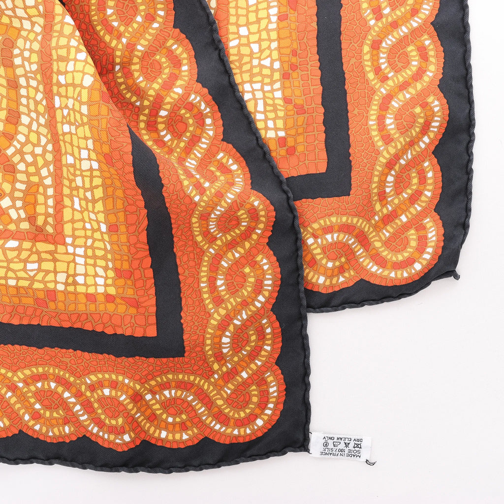 Hermès Carré 90 "SOUS LE CEDRE" Silk handkerchief in Brown