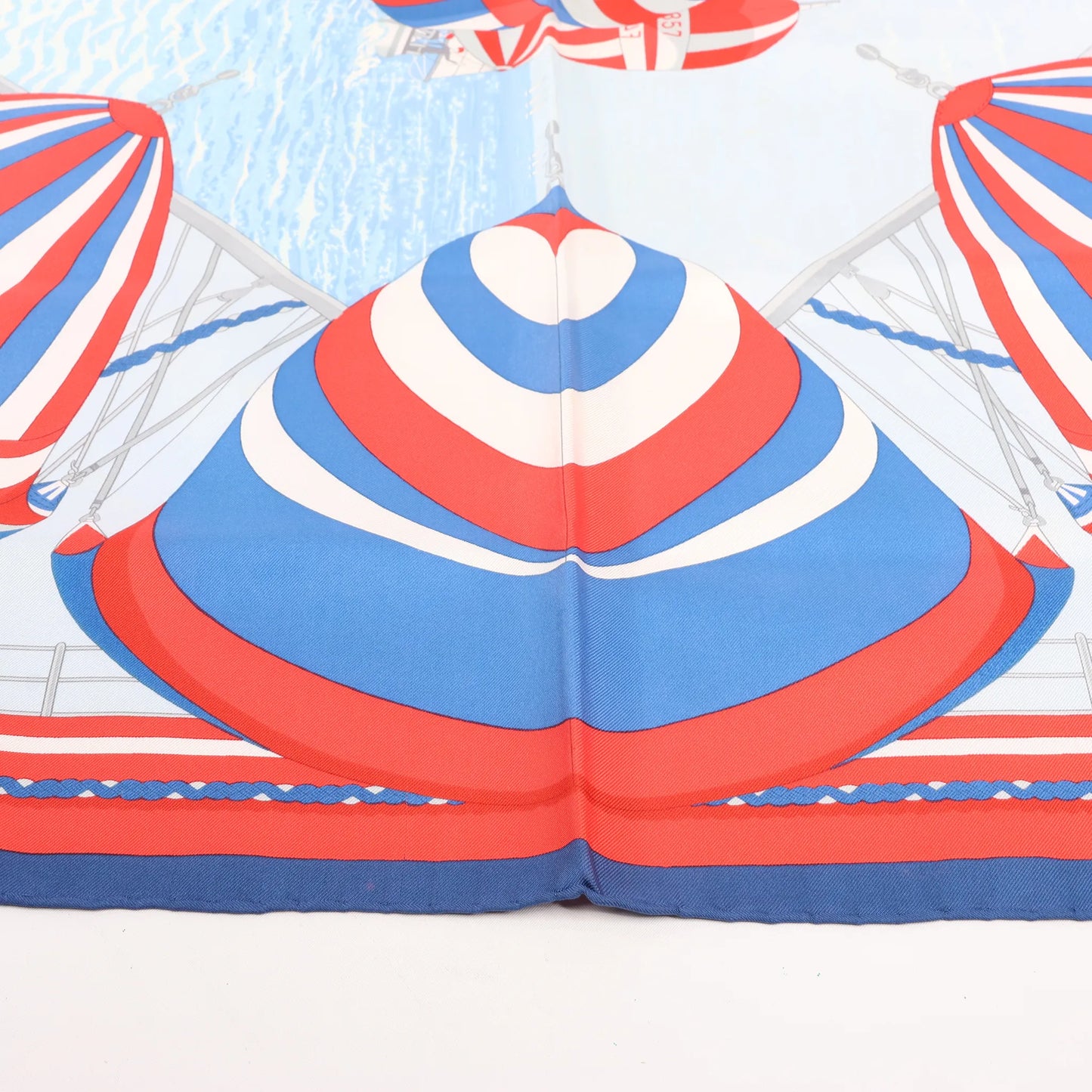 Hermès Carré 90 "SPINNAKERS" Silk handkerchief in Red x Blue