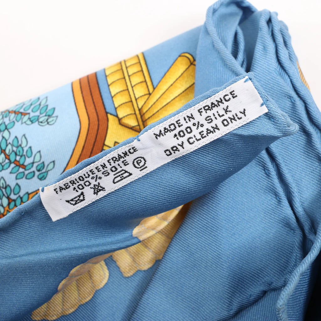Hermès Carré 90 "ST.CHRISTOPHE ET L’ENFANT" Silk handkerchief in Blue