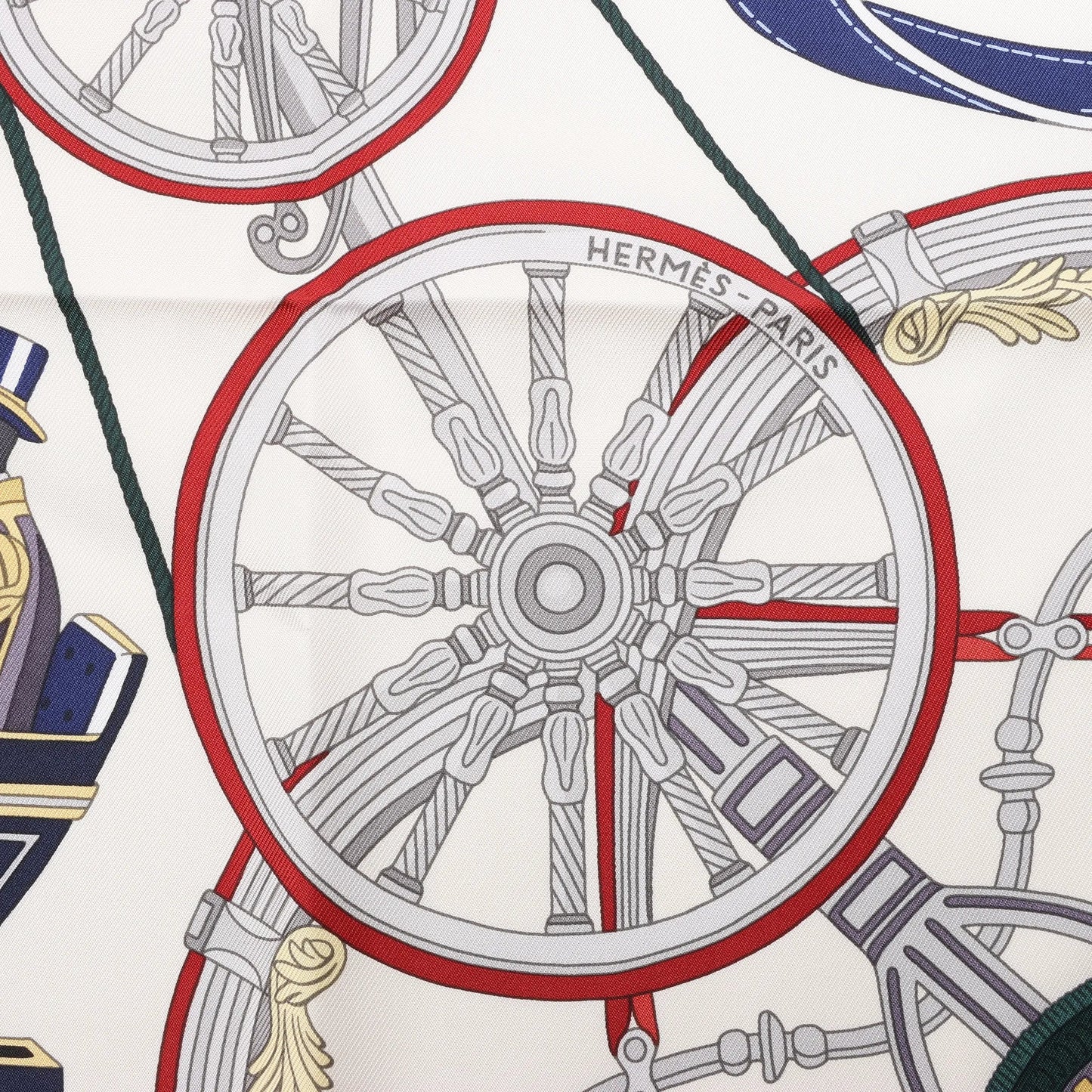 Hermès Carré 90 „STATELY WHEELS“ Seidentaschentuch in Ecru x Blau