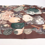 Hermès Carré 90 "CITROUILLES&COLOQU INTES" Silk handkerchief in Brown