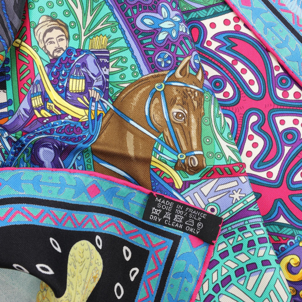 Hermès Carré 90 "CAVALIERS DU CAUCAS" Silk handkerchief in Blue