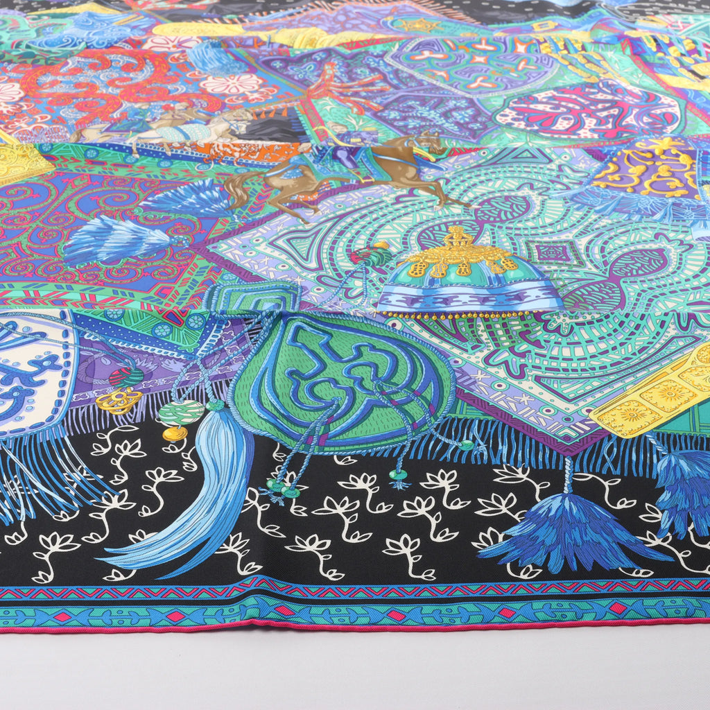 Hermès Carré 90 "CAVALIERS DU CAUCAS" Silk handkerchief in Blue