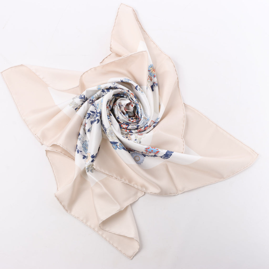 Hermès Carré 90 "RIDES DE GALA EN FLEURS" 100% Silk Scarf in Beige