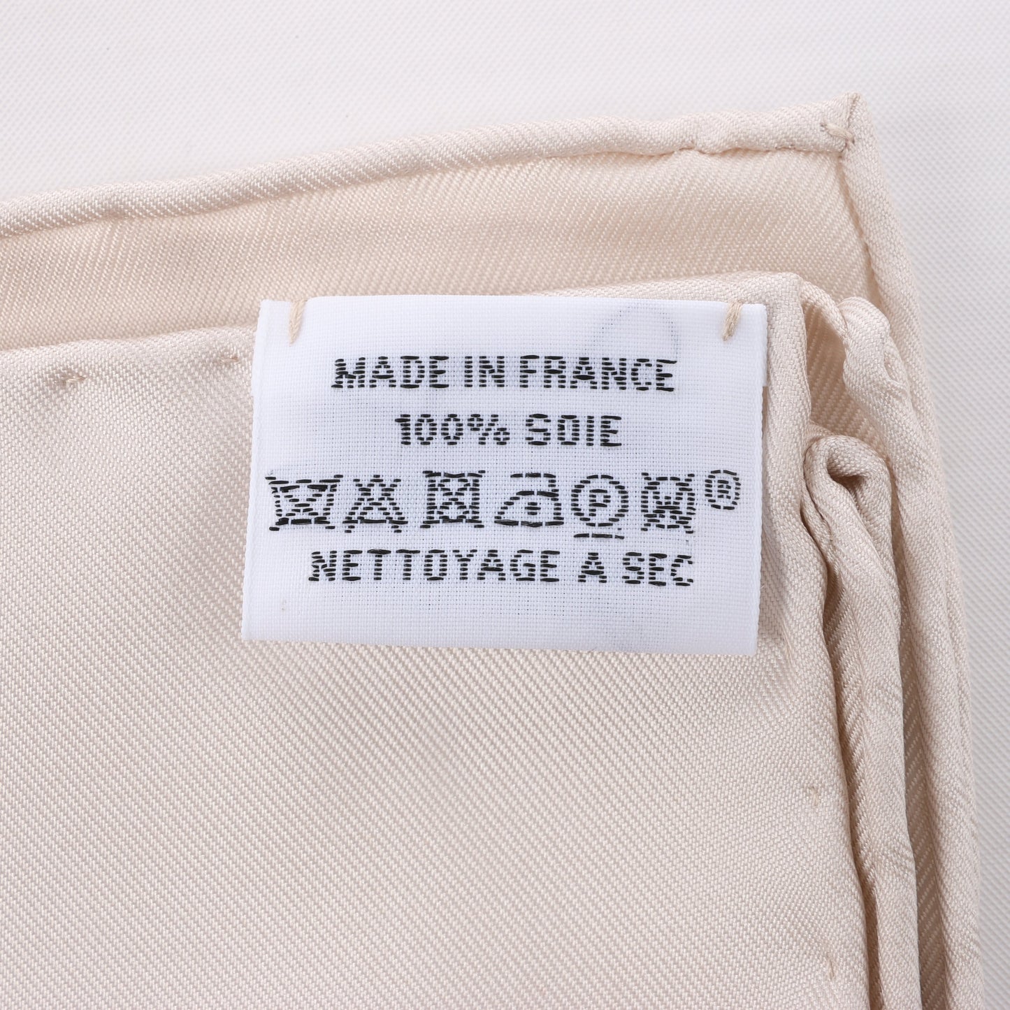 Hermès Carré 90 "RIDES DE GALA EN FLEURS" Foulard 100% Soie en Beige