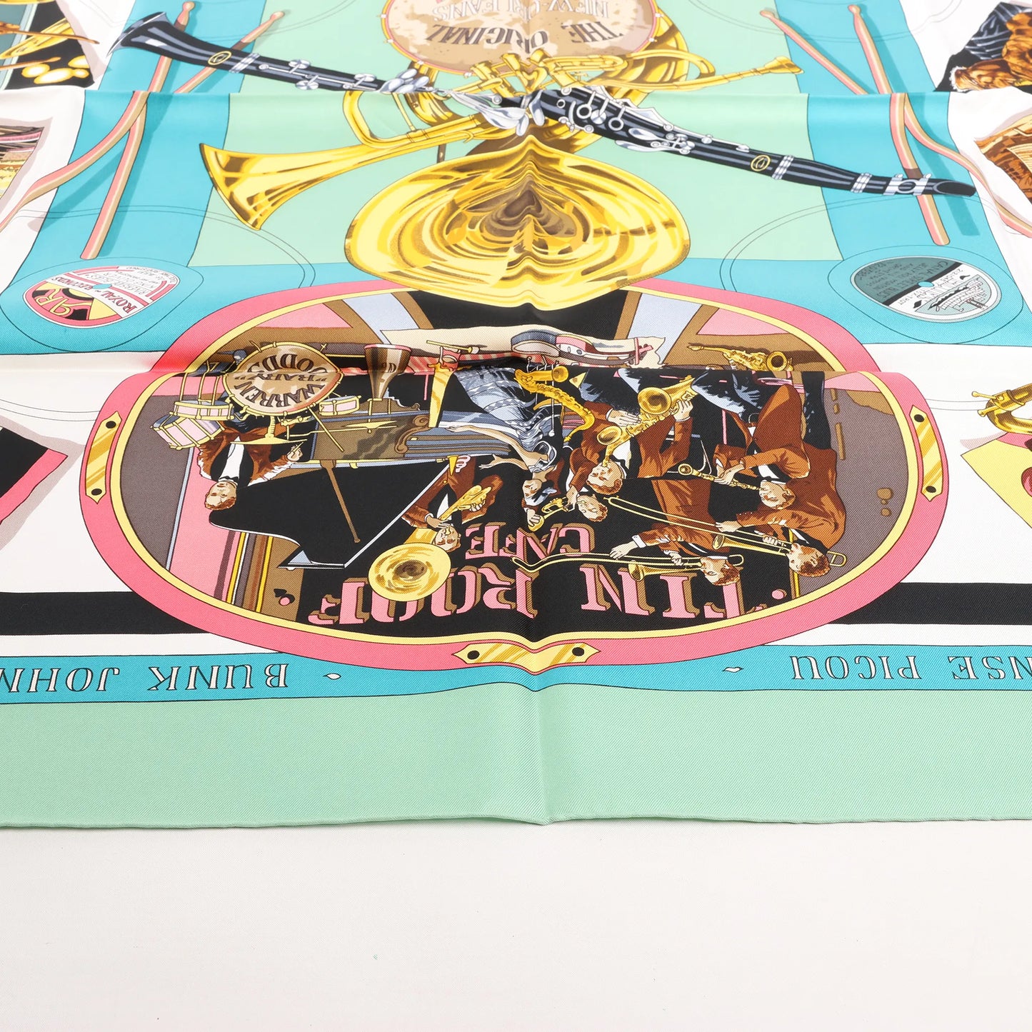 Hermès Carré 90 "THE ORIGINAL NEW ORLEANS CREOLE JAZZ 1923" Silk handkerchief in Green