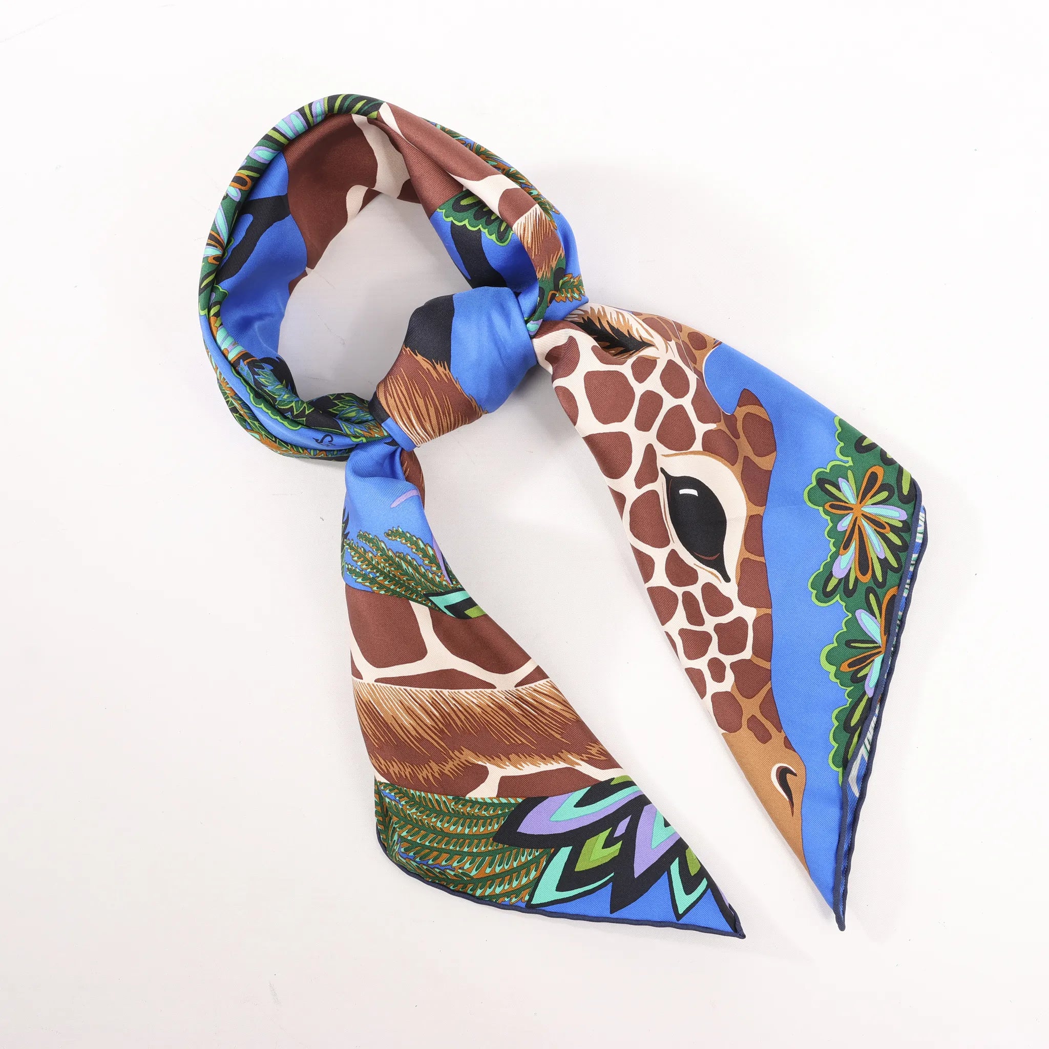 Hermès Carré 90 "THE THREE GRACES" Silk handkerchief in Navy Blue
