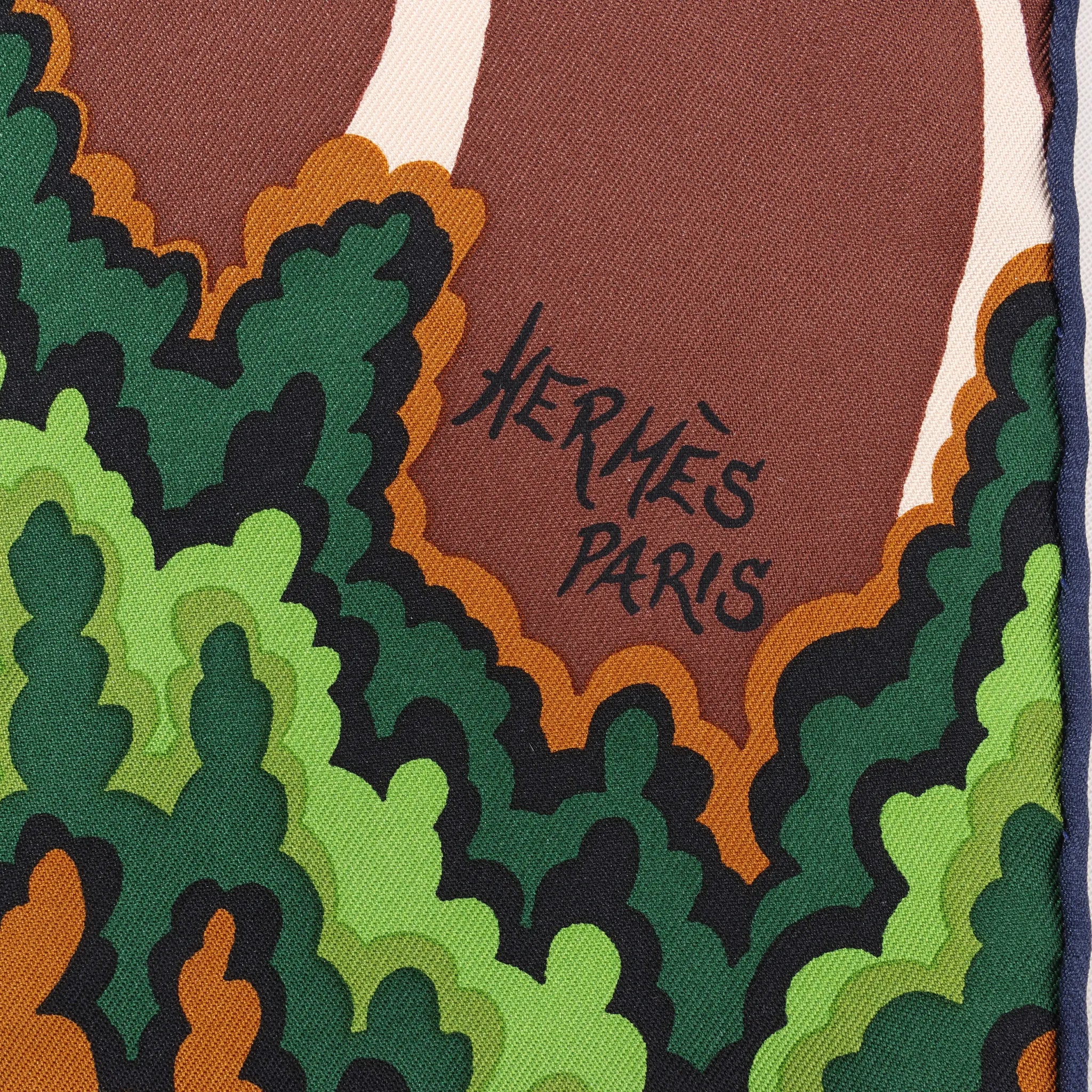 Hermès Carré 90 "THE THREE GRACES" Silk handkerchief in Navy Blue
