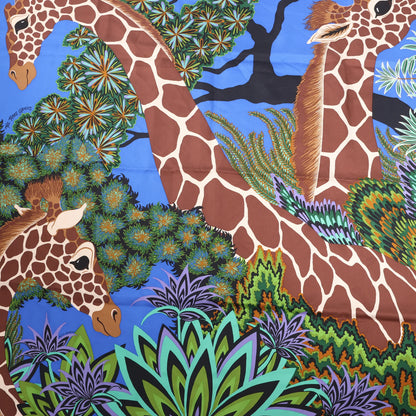 Hermès Carré 90 „DIE DREI GRACES“ Seidentaschentuch in Marineblau