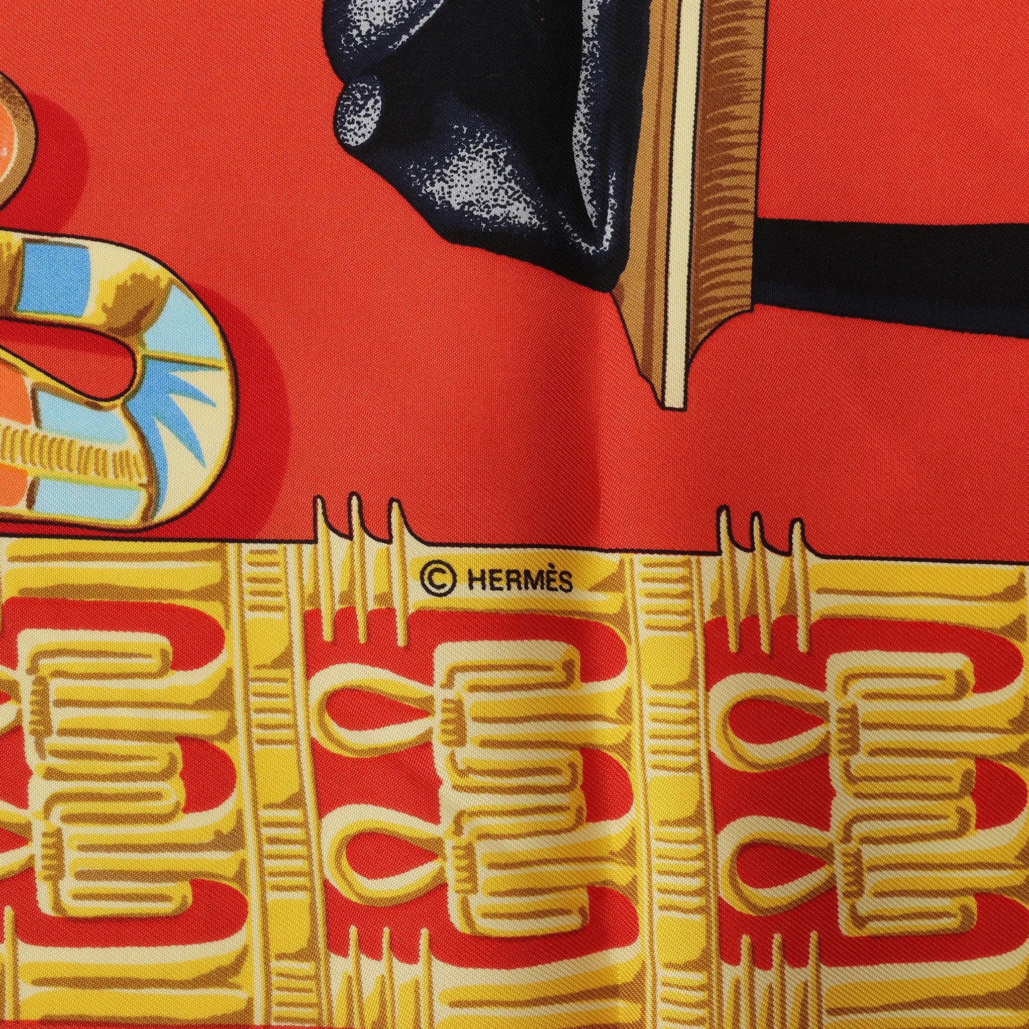 Hermès Carré 90 "TUTANKHAMUN" Silk handkerchief in Orange