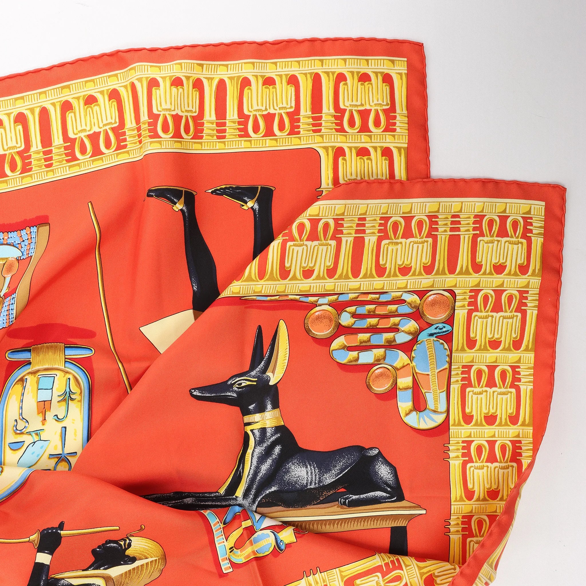 Hermès Carré 90 "TUTANKHAMUN" Silk handkerchief in Orange