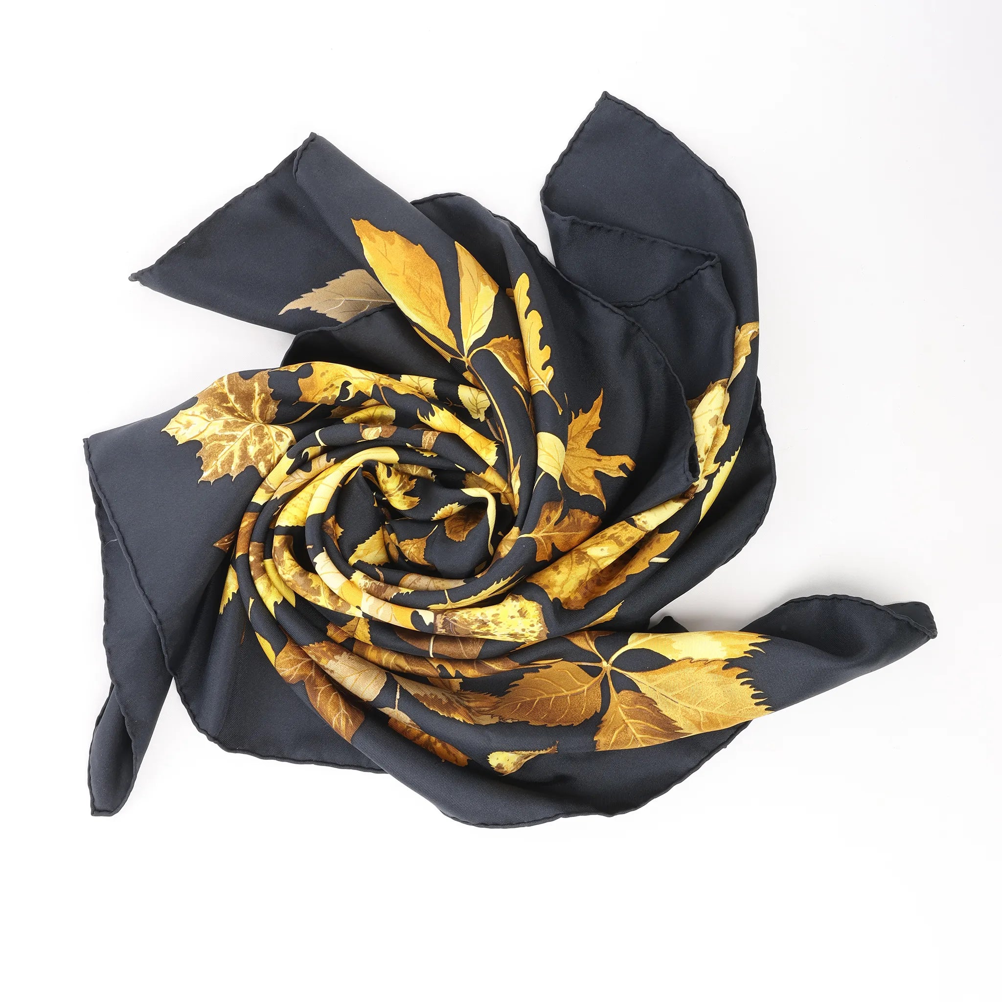 Hermès Carré 90 "Tourbillon" Silk handkerchief in Black
