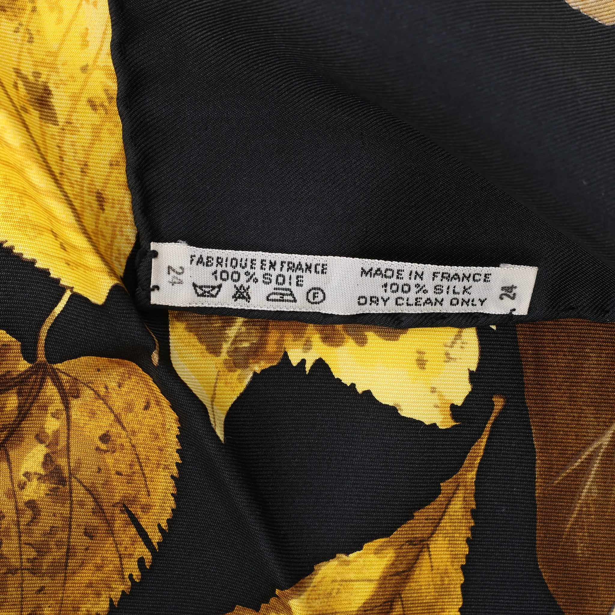 Hermès Carré 90 "Tourbillon" Silk handkerchief in Black