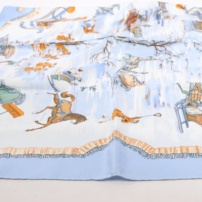 Hermès Carré 90 „Traineaux et glissades“ Seidentaschentuch in Blau