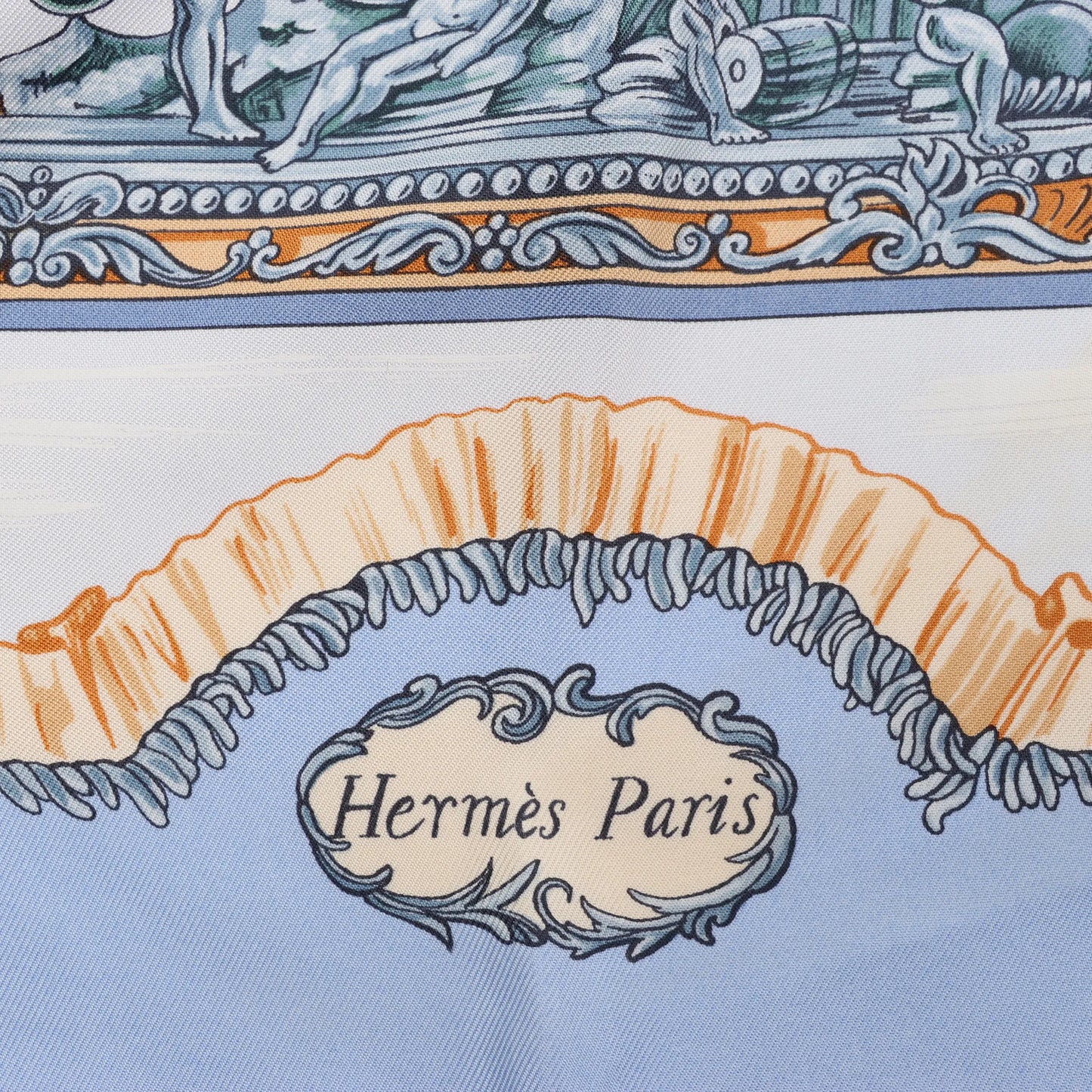 Hermès Carré 90 „Traineaux et glissades“ Seidentaschentuch in Blau