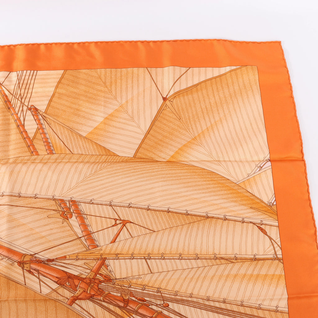 Pañuelo Hermès Carré 90 "Puzzle" 100 % seda en color naranja