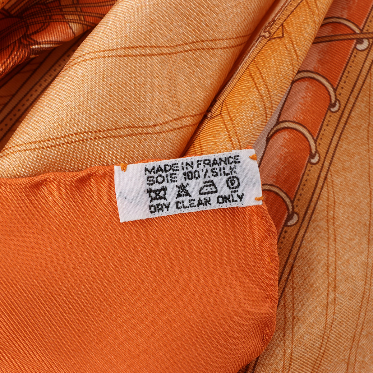 Pañuelo Hermès Carré 90 "Puzzle" 100 % seda en color naranja