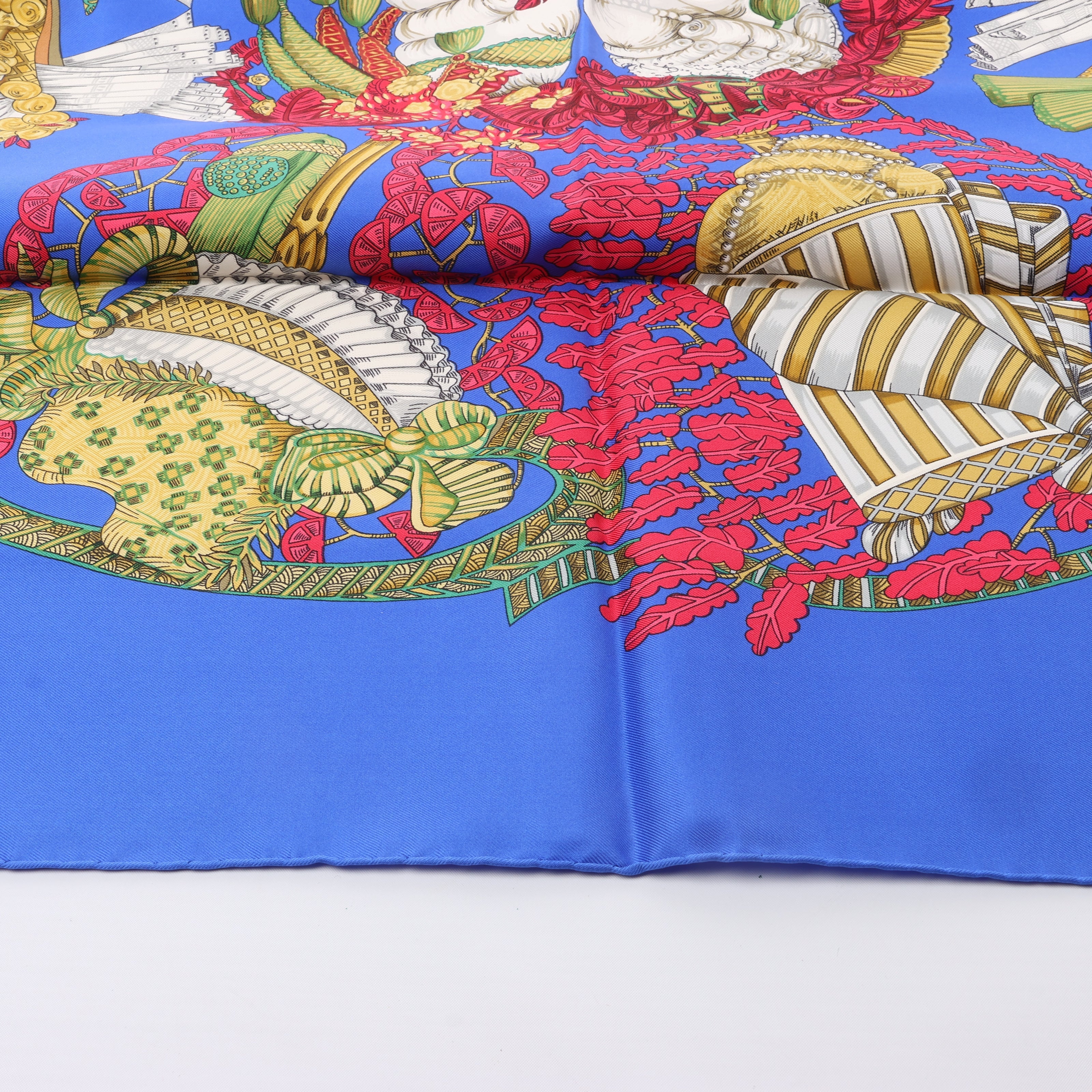 Hermès Carré 90 "Chapeau" Silk handkerchief in Blue