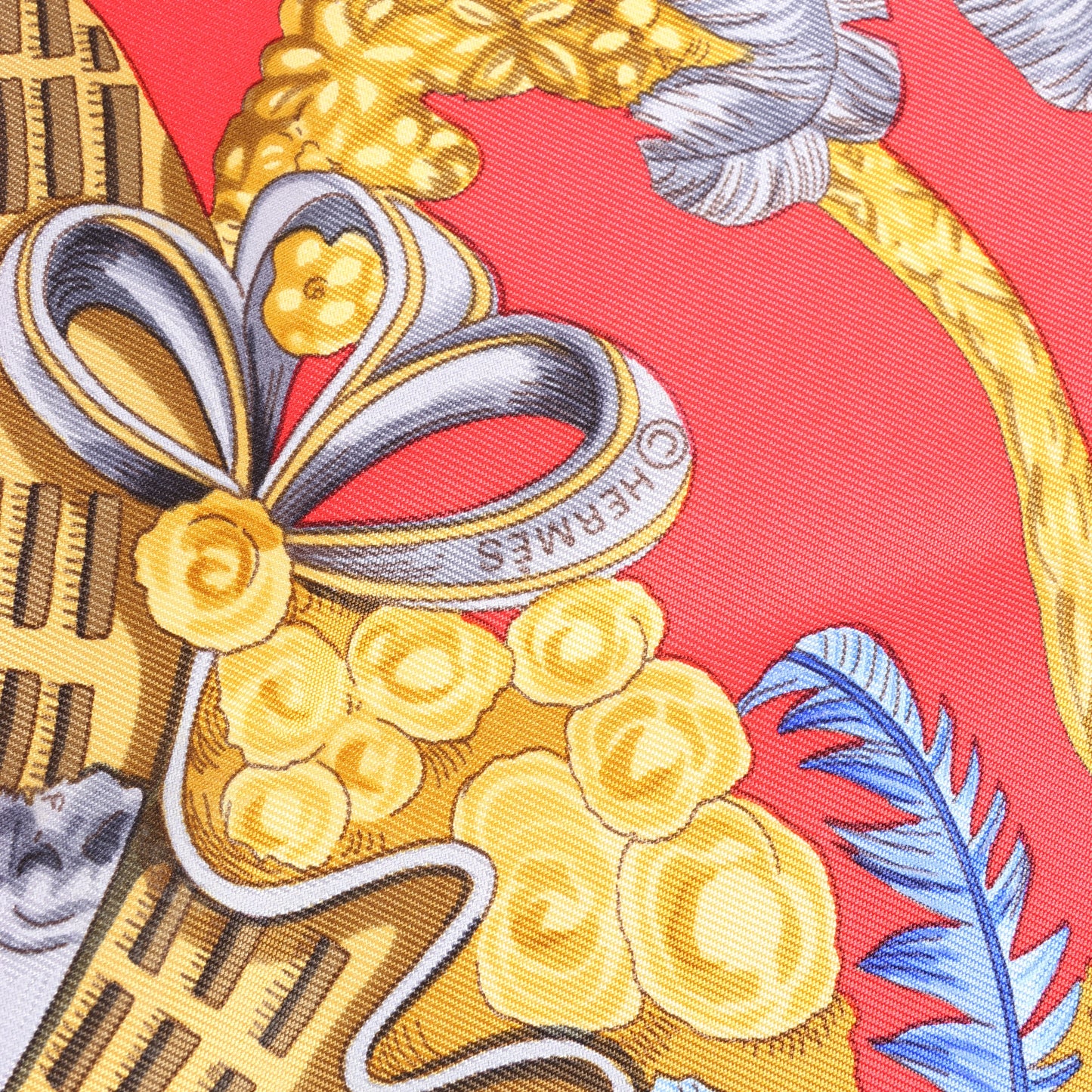 Hermès Carré 90 "Chapeau" Silk handkerchief in Red