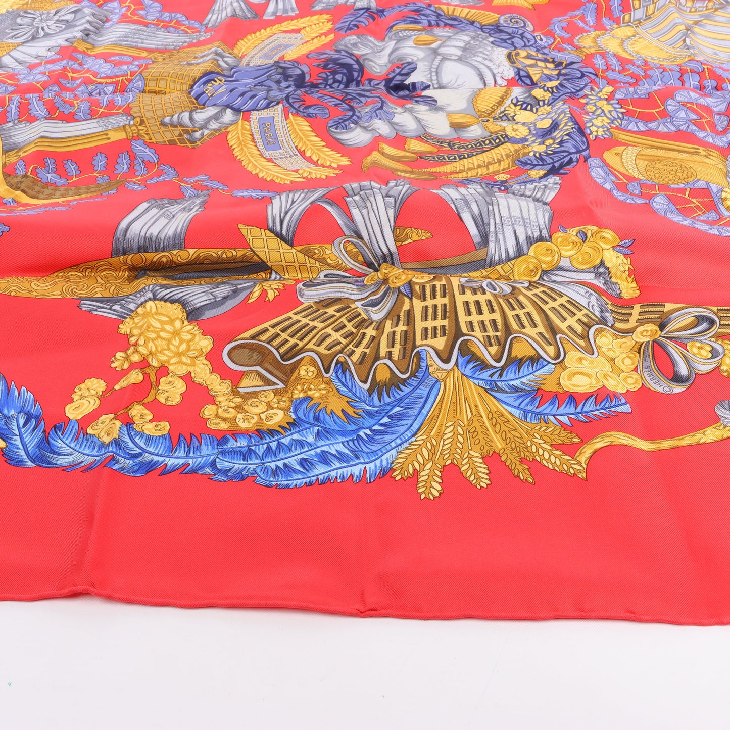 Hermès Carré 90 "Chapeau" Silk handkerchief in Red