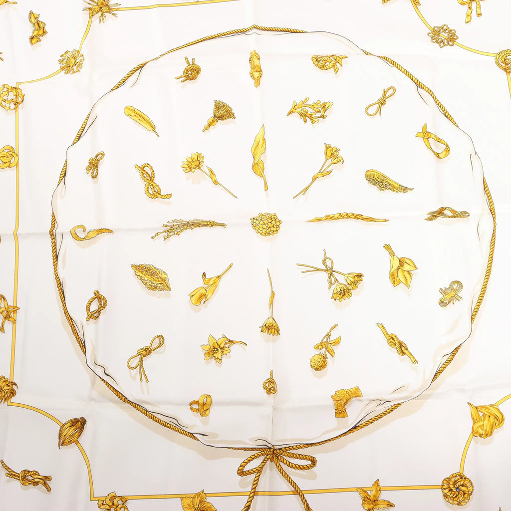 Hermès Carré 90 "Clips" Silk handkerchief in Yellow