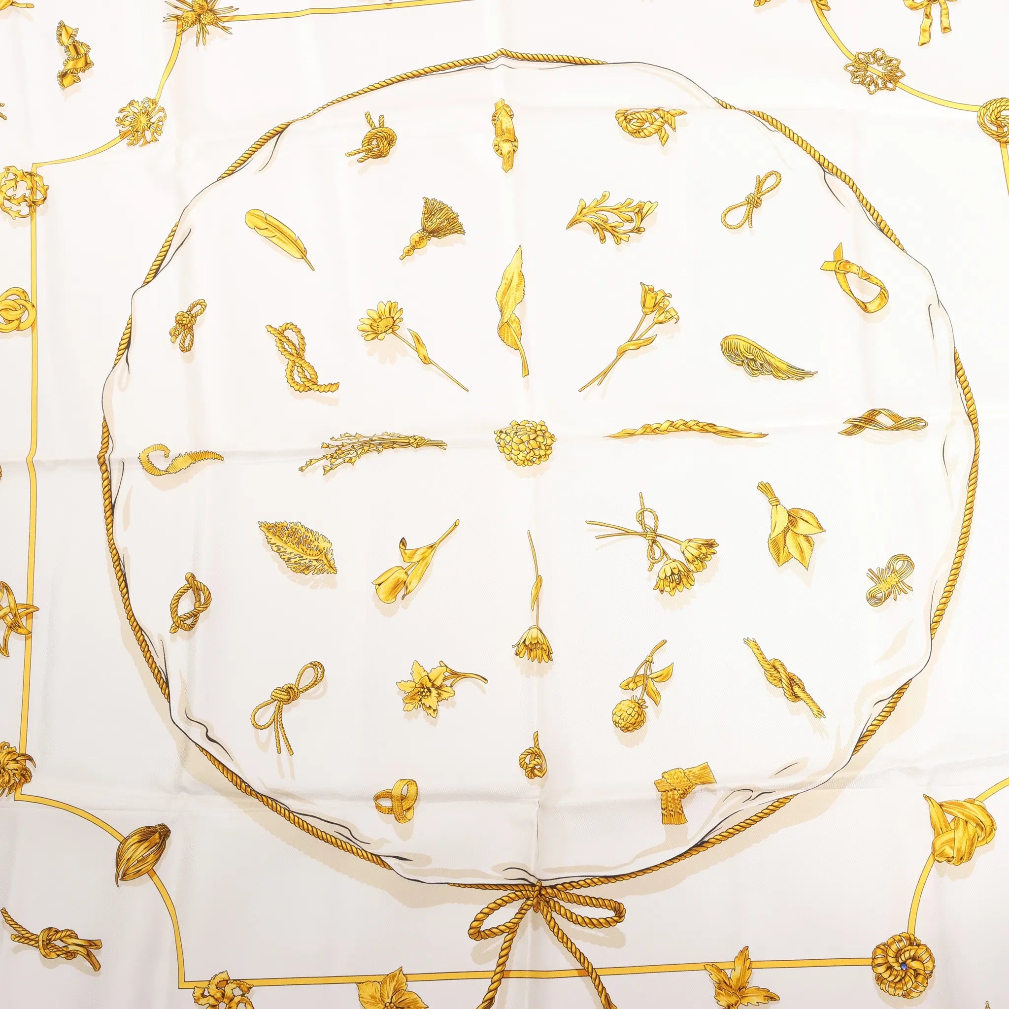 Hermès Carré 90 "Clips" Silk handkerchief in Yellow