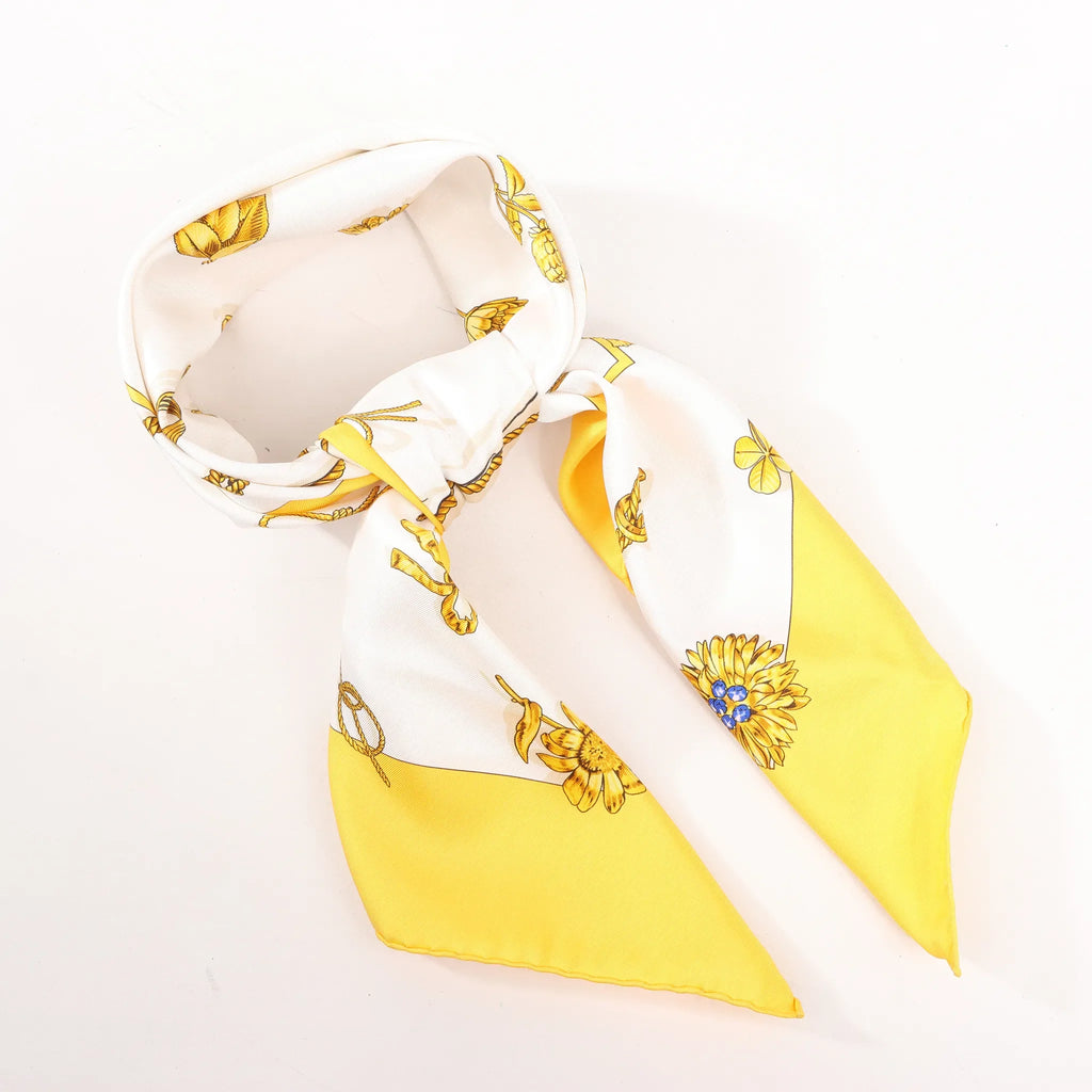 Hermès Carré 90 "Clips" Silk handkerchief in Yellow